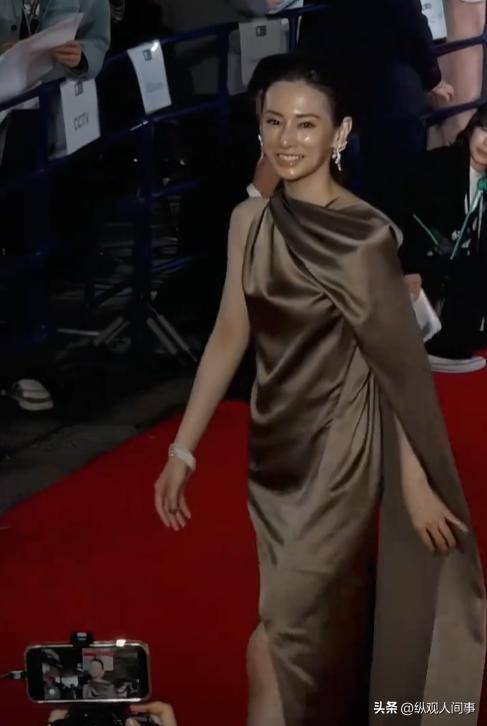 东京电影节,范冰冰秒杀全场,生图白又嫩 东京电影节,范冰冰秒杀全场,生图白又嫩