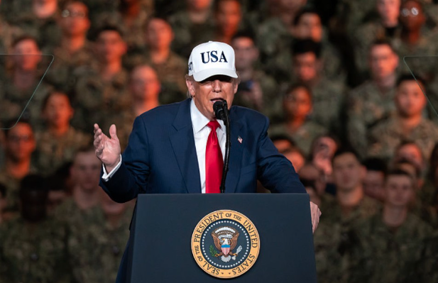 川普大骂“愚蠢、荒唐” 将下令美国航母改回去