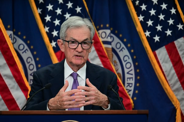 美联储宣布再降息 你的钱包会受哪些影响？