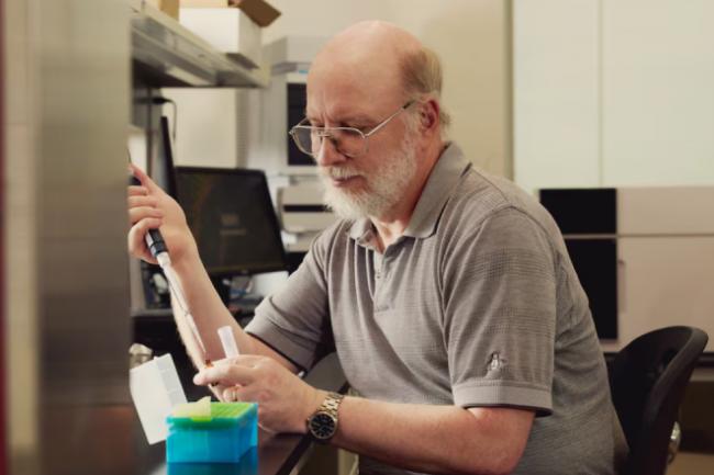 阿尔伯塔大学学者获加国最高科学奖:奖励100万 阿尔伯塔大学学者获加国最高科学奖:奖励100万