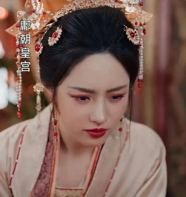 刘晓庆又出新短剧了,真佩服她从不曾被打倒 刘晓庆又出新短剧了,真佩服她从不曾被打倒