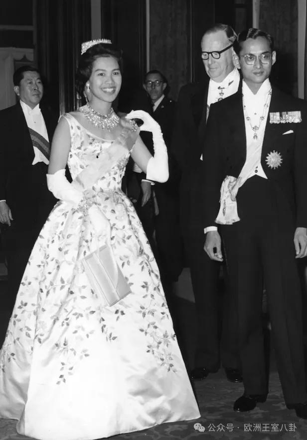 70年泰国王后,打下冠绝亚洲碾压欧洲的珠宝江山 70年泰国王后,打下冠绝亚洲碾压欧洲的珠宝江山