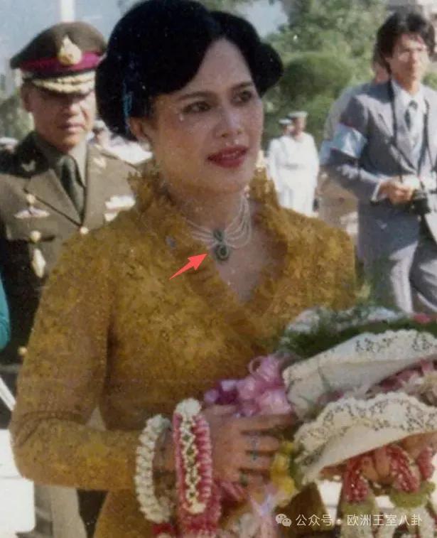 70年泰国王后,打下冠绝亚洲碾压欧洲的珠宝江山 70年泰国王后,打下冠绝亚洲碾压欧洲的珠宝江山