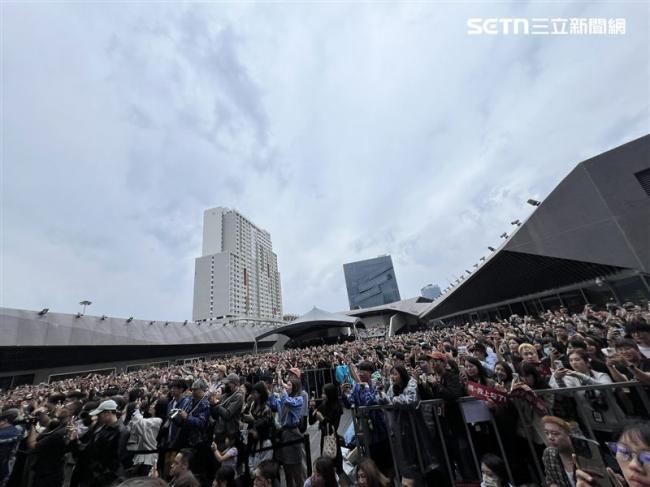 蔡依林抛震撼喜讯   证实有近距离肉体接触 蔡依林抛震撼喜讯   证实有近距离肉体接触