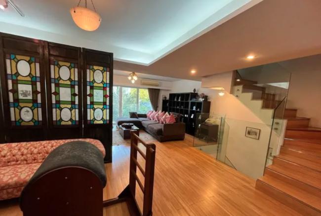 “史上最残忍血案”凶宅出售 标价这个数 内景曝光 “史上最残忍血案”凶宅出售 标价这个数 内景曝光