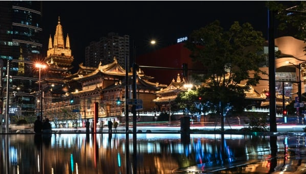 “透支未来” 从上海看中国经济全面衰退 “透支未来” 从上海看中国经济全面衰退