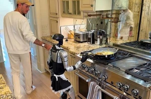 顶级喜剧.....在厨房捣乱的机器人 顶级喜剧.....在厨房捣乱的机器人