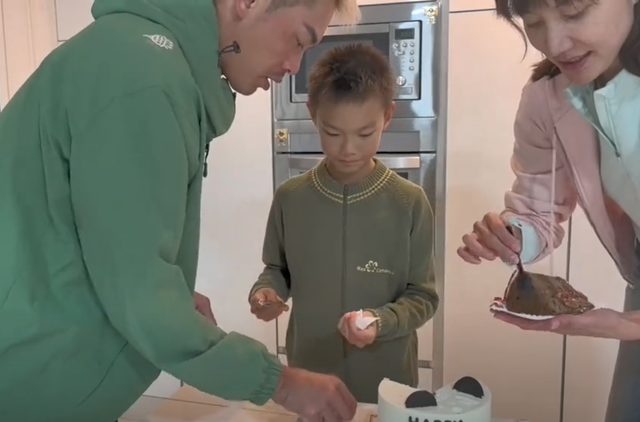 林丹西班牙为儿子庆生,一家四口住独栋别墅 林丹西班牙为儿子庆生,一家四口住独栋别墅