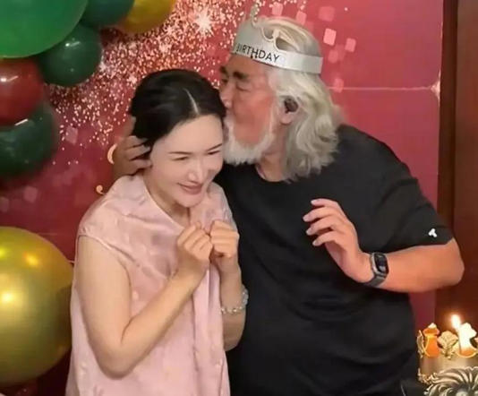 张纪中再迎噩耗 彻底陷入“连环塌房”模式 张纪中再迎噩耗 彻底陷入“连环塌房”模式