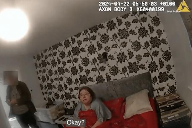 钱志敏被英国重判 多张家中被捕画面曝光