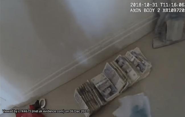 钱志敏被英国重判 多张家中被捕画面曝光