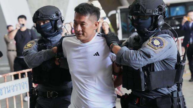 佘智江竟是赵薇前夫黄有龙表弟 成魔之路被揭开