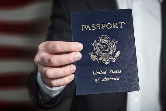 美国签证审核标准趋严