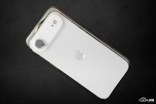 体验完华为 Mate 70 Air, 我感觉它被Air耽误了 体验完华为 Mate 70 Air, 我感觉它被Air耽误了