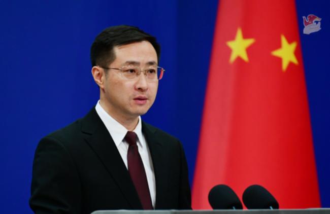 罕見：希拉里與蓬佩奧聯手，共同警告川普