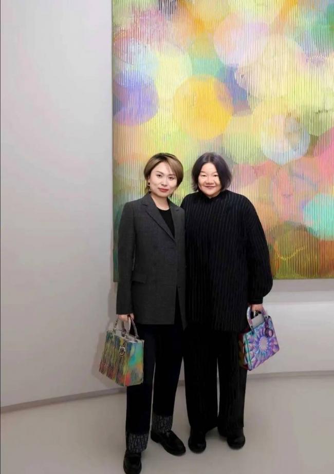 陈凯歌前妻大变样!64岁洪晃近照瘦30斤 陈凯歌前妻大变样!64岁洪晃近照瘦30斤