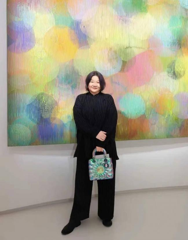 陈凯歌前妻大变样!64岁洪晃近照瘦30斤 陈凯歌前妻大变样!64岁洪晃近照瘦30斤