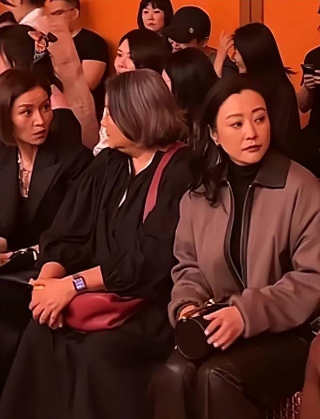 陈凯歌前妻大变样!64岁洪晃近照瘦30斤 陈凯歌前妻大变样!64岁洪晃近照瘦30斤