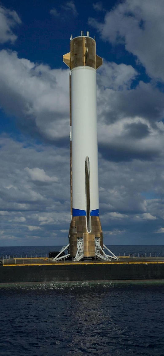 贝索斯晒图 马斯克:太美了 贝索斯晒图 马斯克:太美了