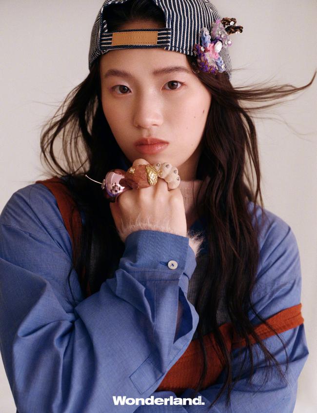 陈芋汐夺冠后首封 鲜活灵动少女风适配度满分