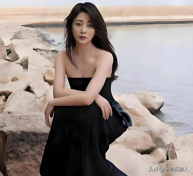 她是演员中的女富豪,45岁却活得像20岁 她是演员中的女富豪,45岁却活得像20岁