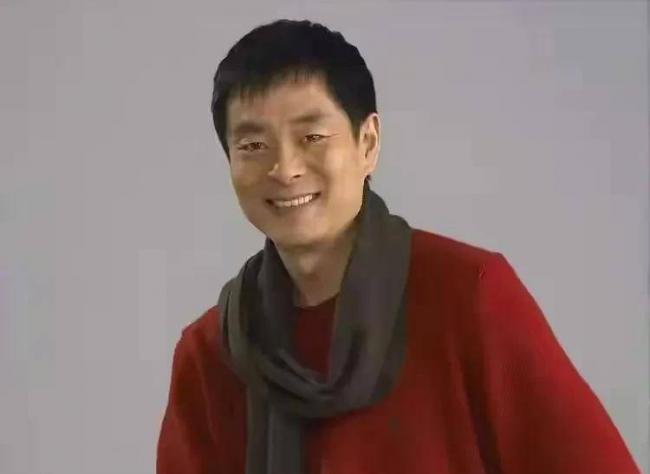 72岁濮存昕近照曝光,全网惊呆 72岁濮存昕近照曝光,全网惊呆