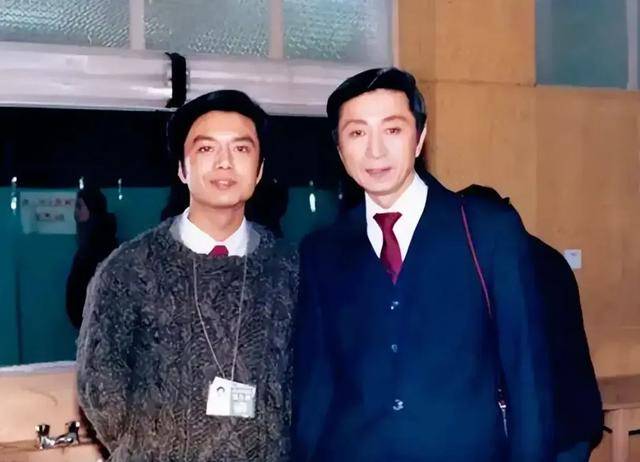 妻子是王姬之女,父亲是昔日央视一哥 妻子是王姬之女,父亲是昔日央视一哥