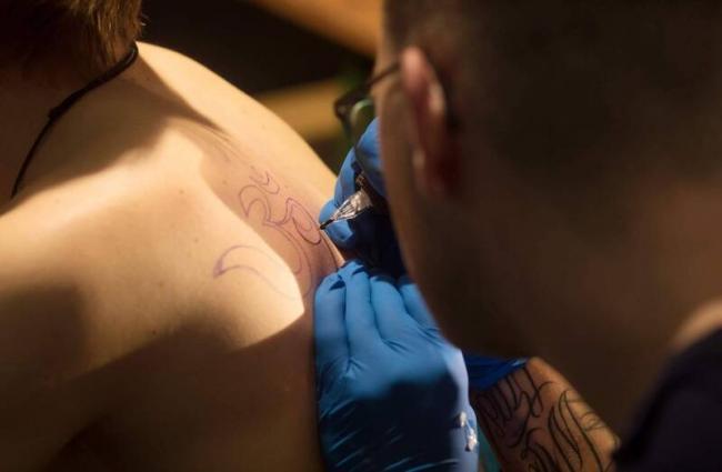 刺青颜料危害太大，新研究揭恐怖后果