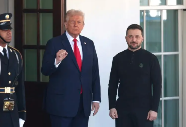 川普、泽连斯基同日发声