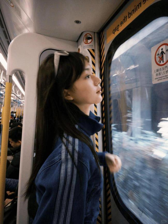 还记得被禁止整容的小芈月吗?2岁出道年入百万 还记得被禁止整容的小芈月吗?2岁出道年入百万