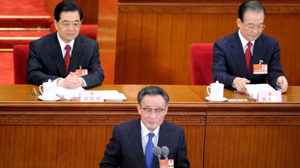 刚召开的政治局会议,杀气腾腾 刚召开的政治局会议,杀气腾腾