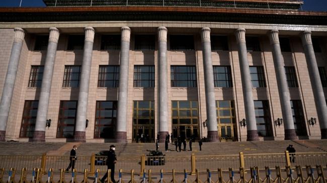 乱套了? 中共众官媒帐号集体冲塔 乱套了? 中共众官媒帐号集体冲塔