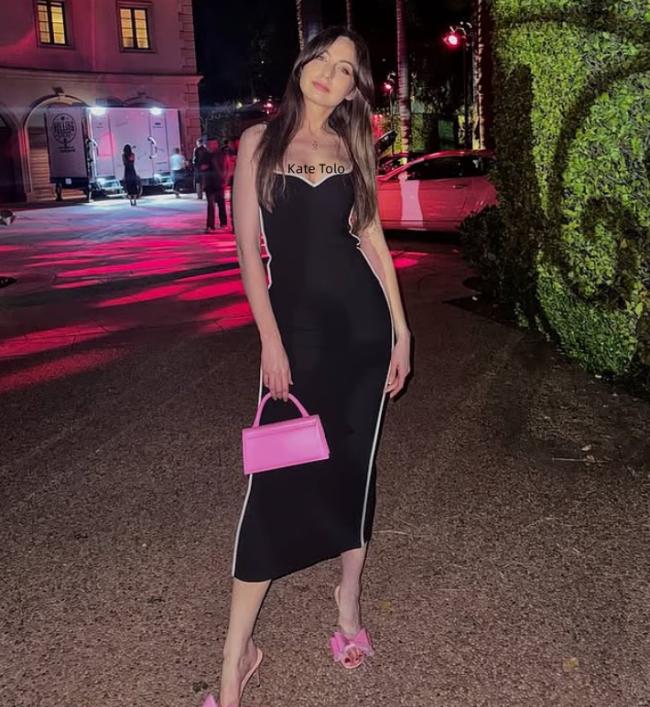 追求长生不老的亿万富翁公开小18岁女友 追求长生不老的亿万富翁公开小18岁女友