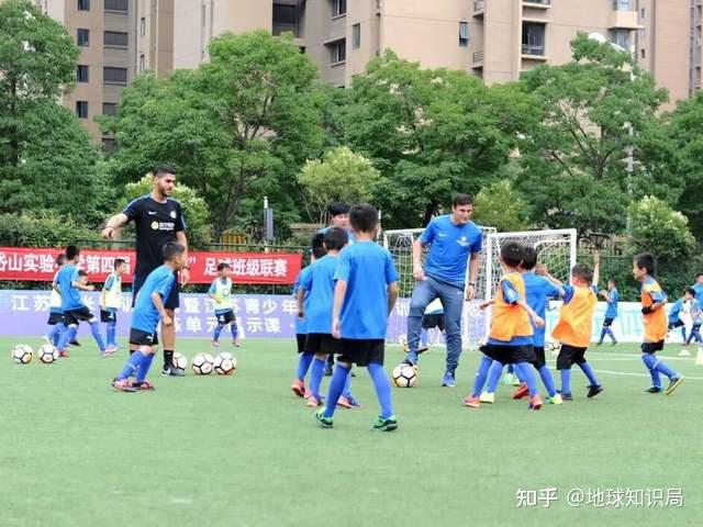 人口不到鹤岗1/5,中国却输了 人口不到鹤岗1/5,中国却输了