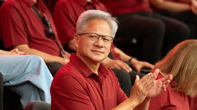 黄仁勋的新烦恼:现金太多,怎么合法花掉? 黄仁勋的新烦恼:现金太多,怎么合法花掉?