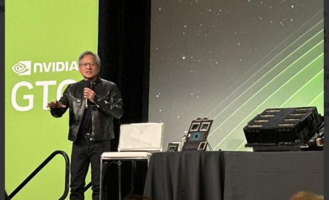 黄仁勋的新烦恼:现金太多,怎么合法花掉? 黄仁勋的新烦恼:现金太多,怎么合法花掉?