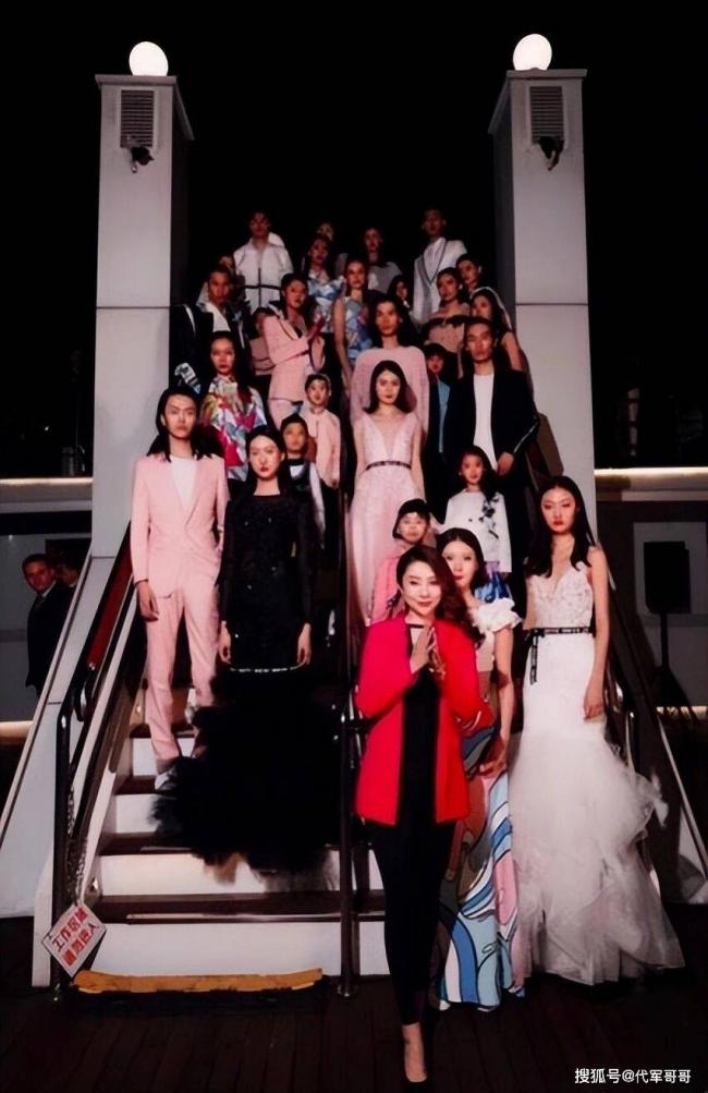 原来她是王励勤的妻子!身份曝光不简单 原来她是王励勤的妻子!身份曝光不简单