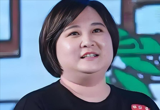 她模样大变 冯巩的评价一针见血 她模样大变 冯巩的评价一针见血