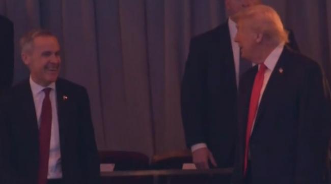 川普私下会面卡尼和她 还邀请共舞 川普私下会面卡尼和她 还邀请共舞