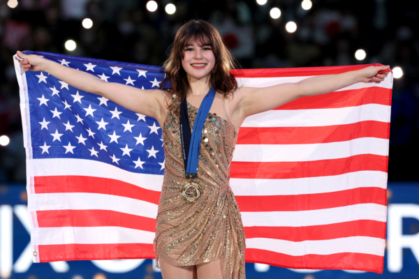 花滑大奖赛总决赛 华裔天才少女一举夺冠 花滑大奖赛总决赛 华裔天才少女一举夺冠