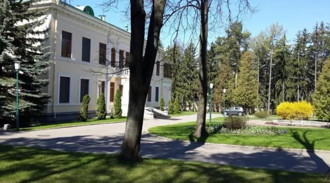 豪宅曝光,叙利亚前总统阿萨德近况被曝 豪宅曝光,叙利亚前总统阿萨德近况被曝