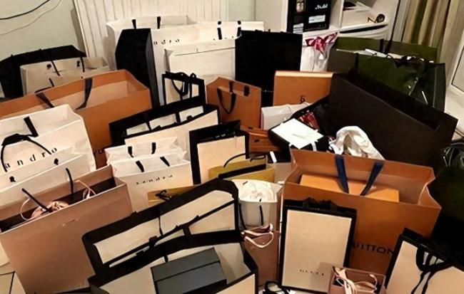 几乎全是假货  利润高达2400%   为何仍然要买