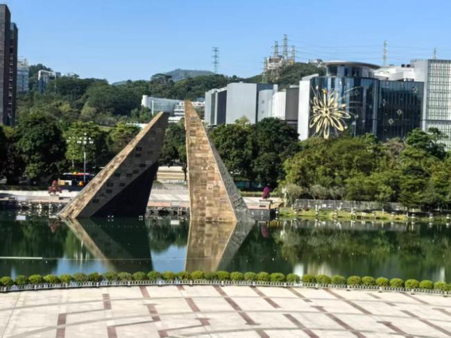 前同事900万买的房子,跌得她不敢查价格了 前同事900万买的房子,跌得她不敢查价格了