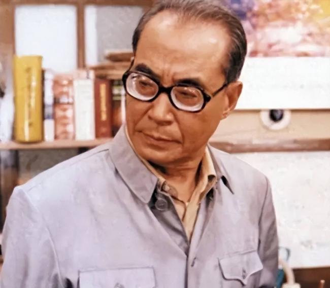 娶了中国首位女子世界冠军,晚年却无人照看 娶了中国首位女子世界冠军,晚年却无人照看