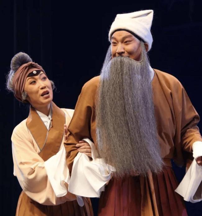 娶了中国首位女子世界冠军,晚年却无人照看 娶了中国首位女子世界冠军,晚年却无人照看