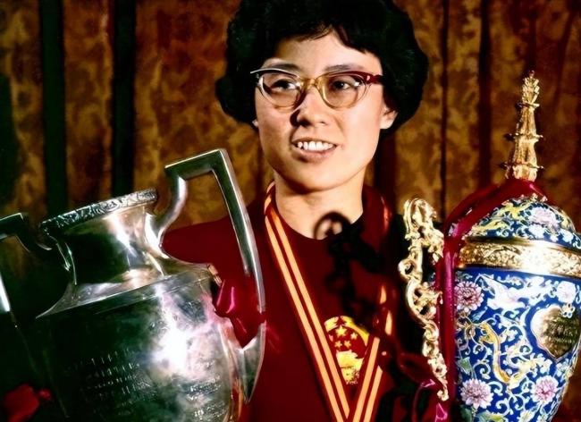 娶了中国首位女子世界冠军,晚年却无人照看 娶了中国首位女子世界冠军,晚年却无人照看