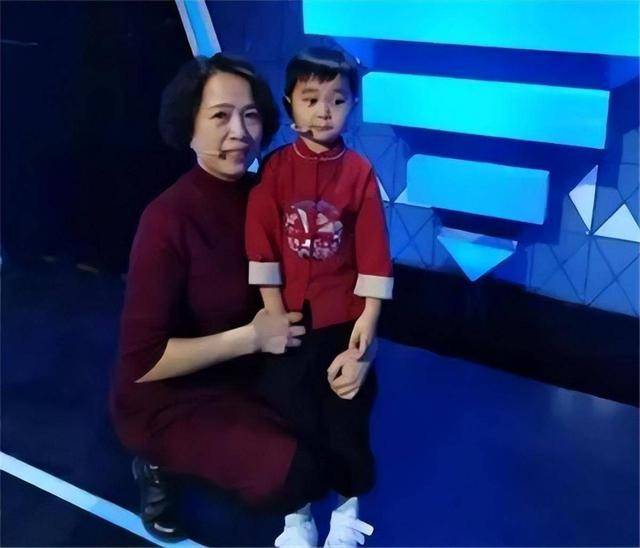 8年前,6岁夺央视诗词冠军的山东神童,如今怎样 8年前,6岁夺央视诗词冠军的山东神童,如今怎样