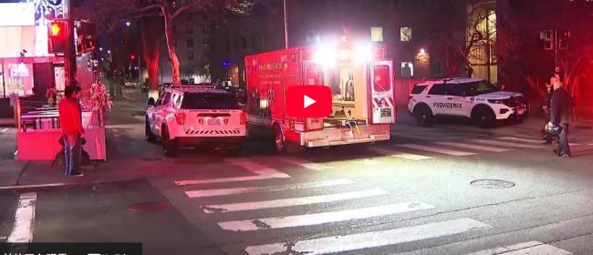 布朗大学期末考枪击案至少2死8伤 凶嫌在逃 布朗大学期末考枪击案至少2死8伤 凶嫌在逃