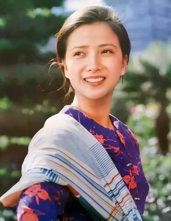 何晴2015年频繁头疼,去世前昏迷了很久 何晴2015年频繁头疼,去世前昏迷了很久