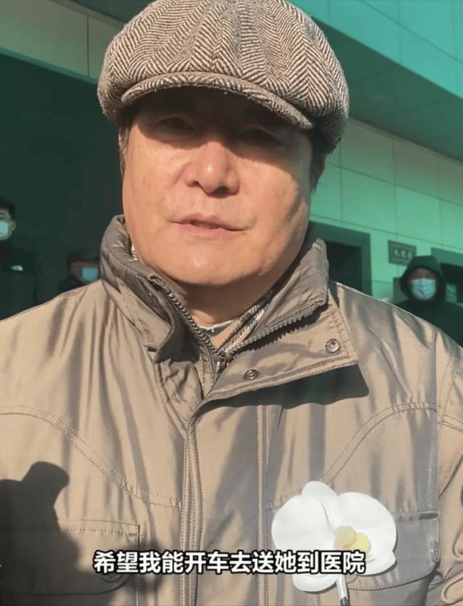 何晴2015年频繁头疼,去世前昏迷了很久 何晴2015年频繁头疼,去世前昏迷了很久